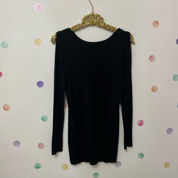 Cold Shoulder sweater - Picture 4 of 4